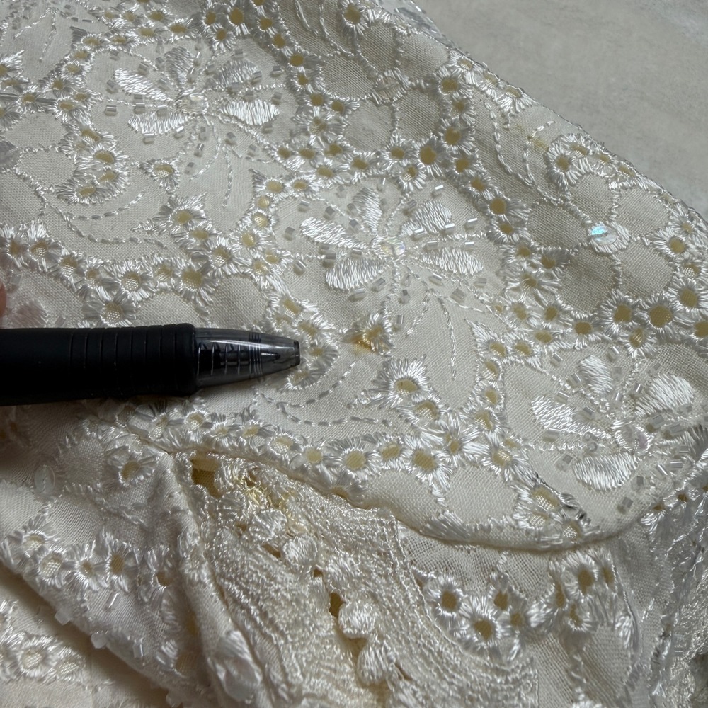 Carmen Marc Valvo Cream Eyelet Lace Beaded Sequin Evening Jacket Bolero 6 Formal - Picture 16 of 16